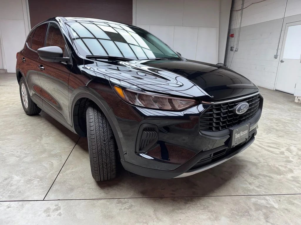 New 2026 Agate Black Metallic Ford Active® image 5