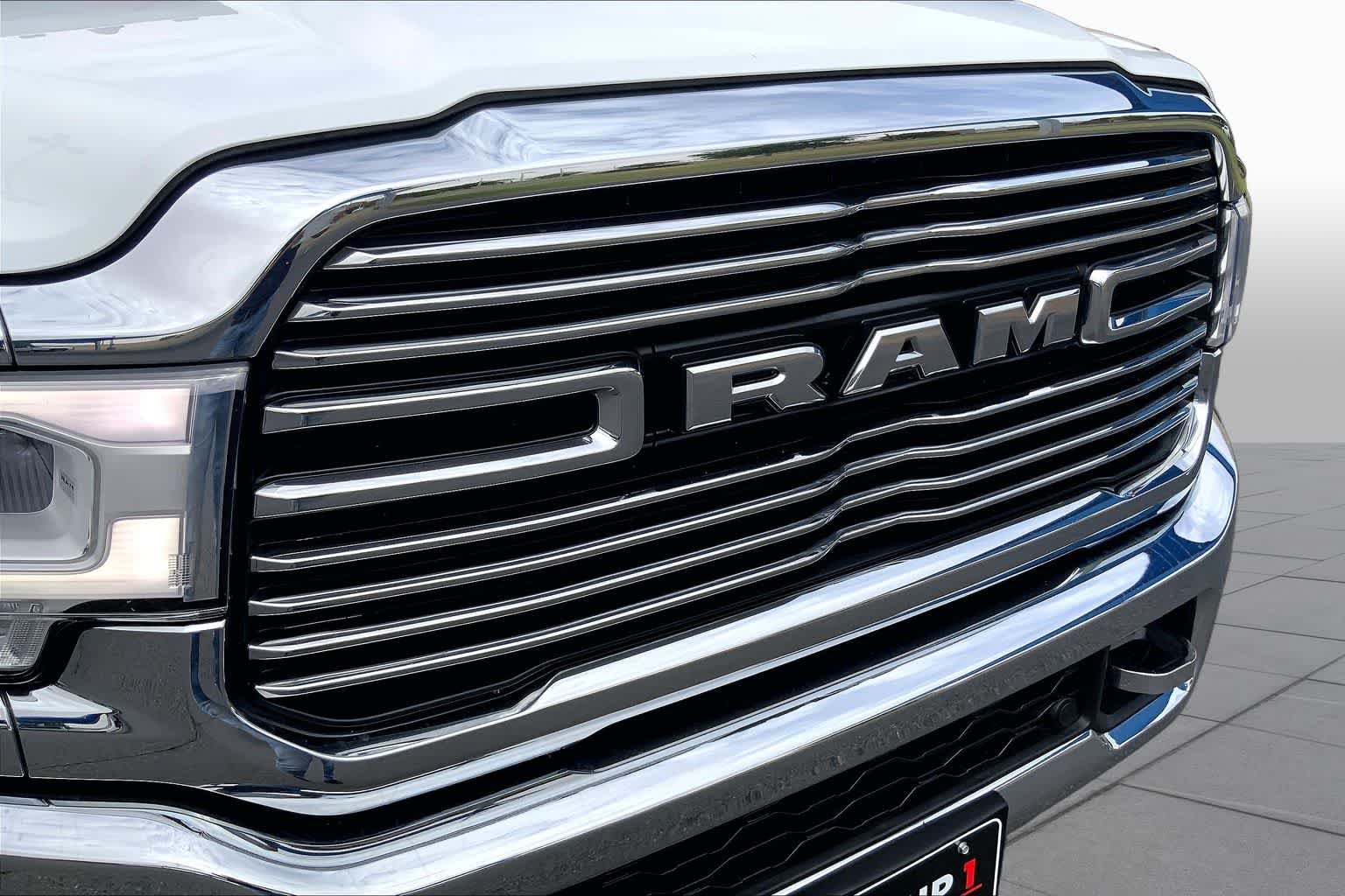 Used 2019 Bright White Clearcoat Ram Laramie image 30