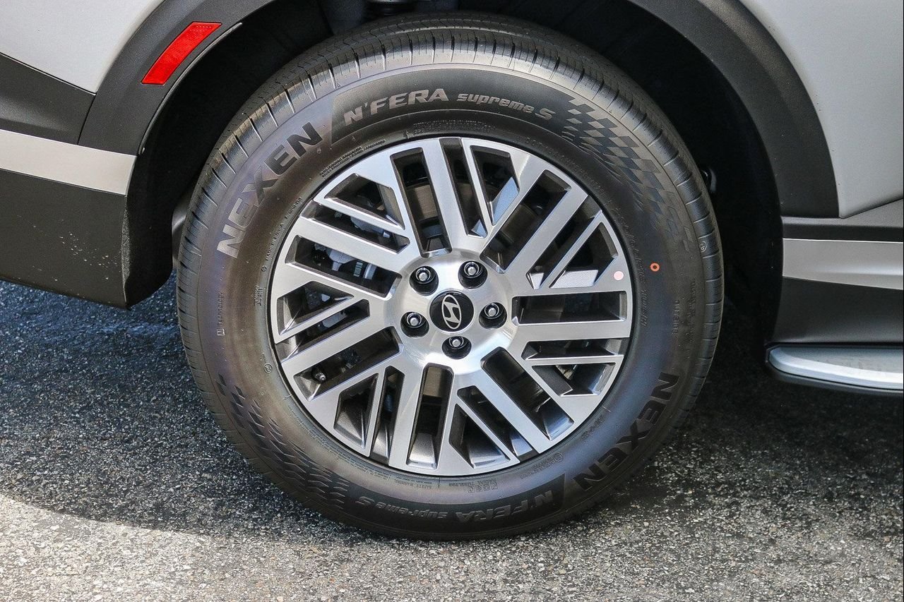 New 2026 Silver Hyundai SEL image 38