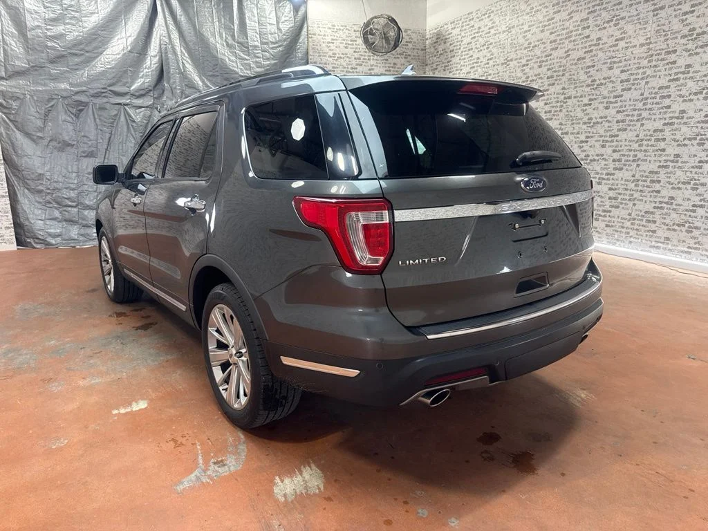 Used 2019 Magnetic Ford Limited image 5