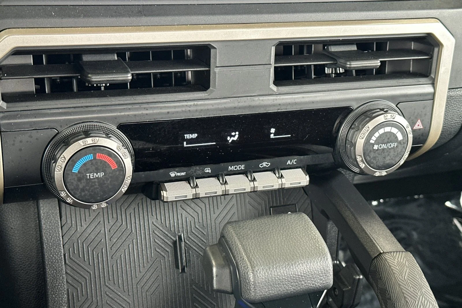Certified Used 2025 Ice Cap Toyota SR image 16