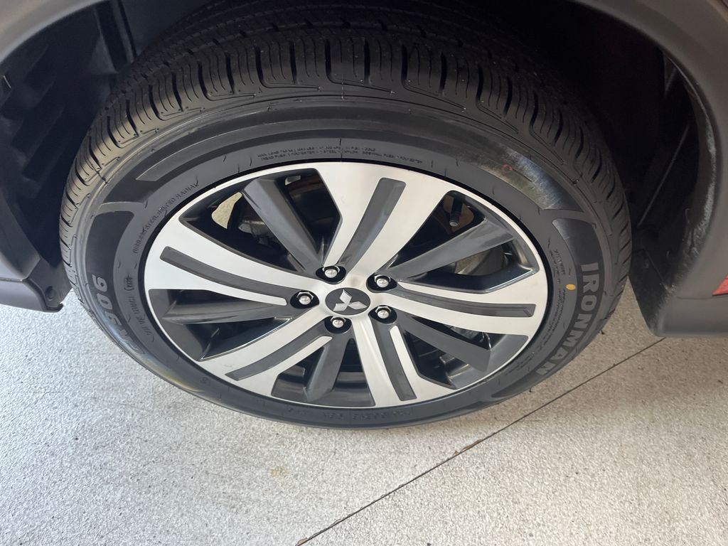 Certified Used 2025 Black Mitsubishi  image 9
