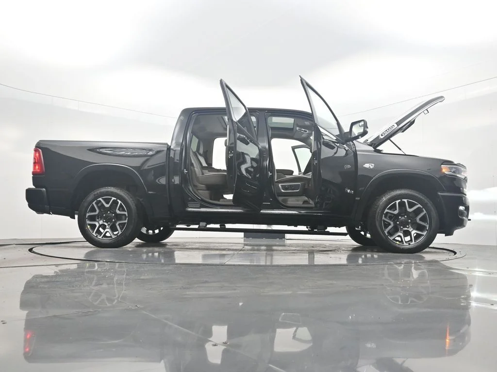 New 2026 Diamond Black Crystal Pearl-Coat Exterior Paint RAM Laramie image 47