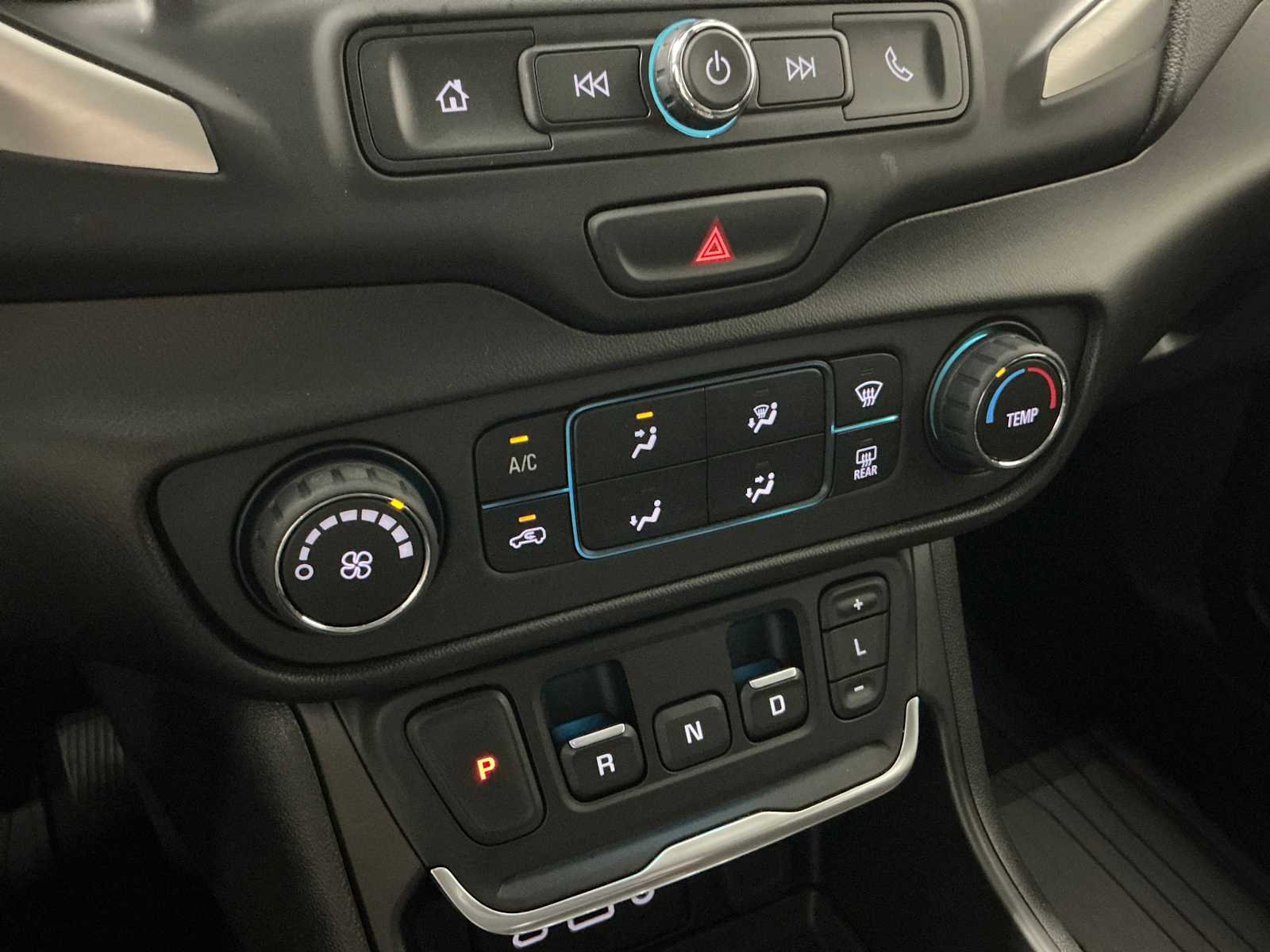 Used 2020 Satin Steel Metallic GMC SLE image 15