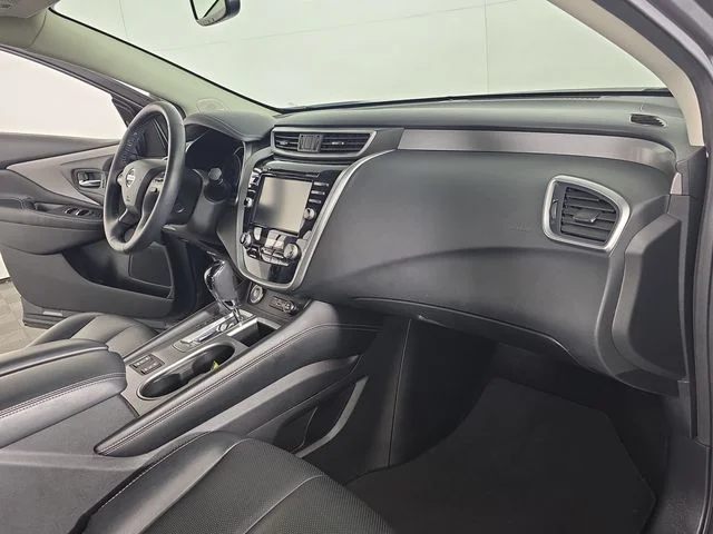 Used 2020 Gun Metallic Nissan SL image 19