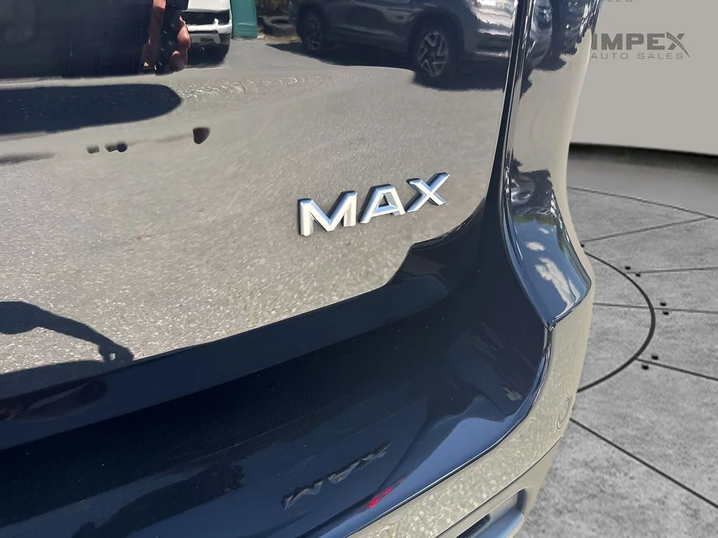Used 2025 Black Ford Platinum image 35