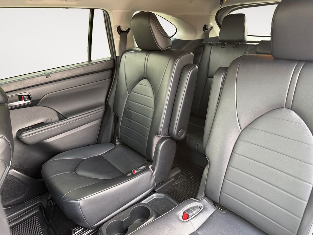 Used 2023 Black Toyota XLE image 13