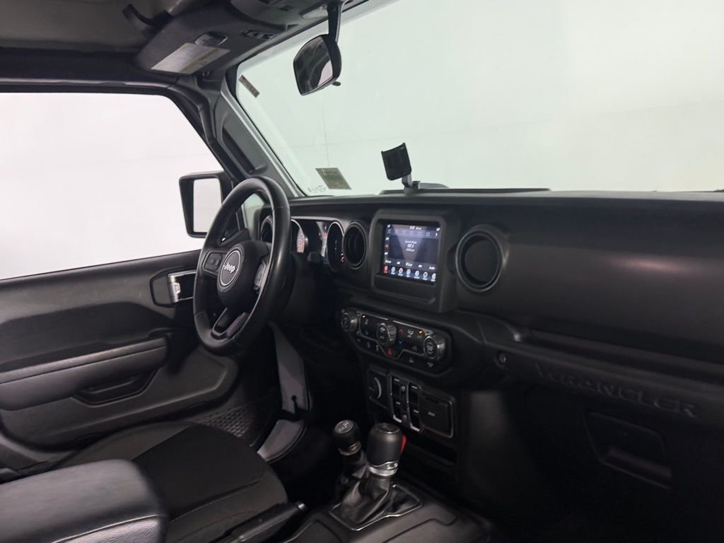 Used 2022 White Jeep Unlimited Sport S image 32