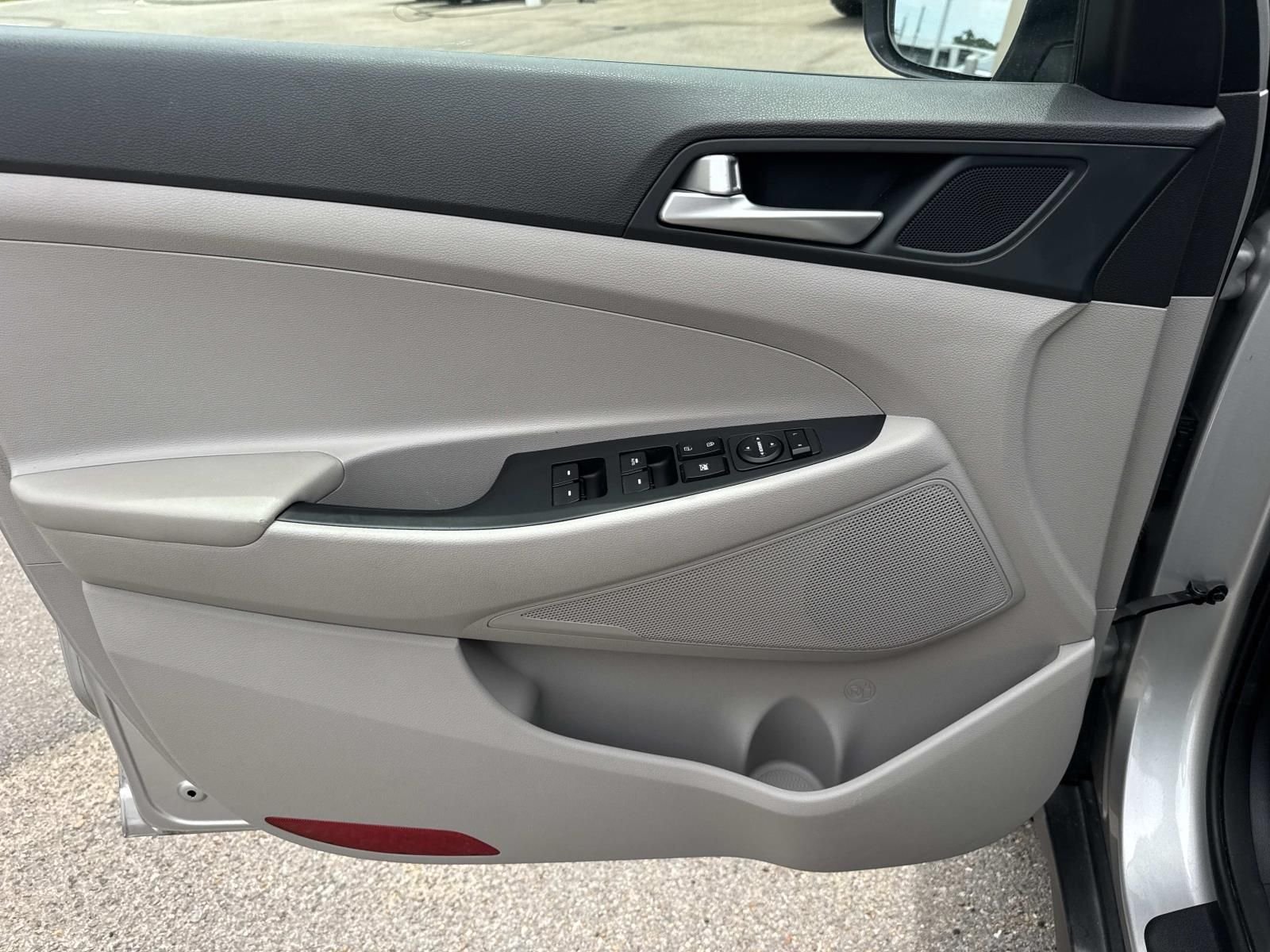 Used 2021 Silver Hyundai Value image 20