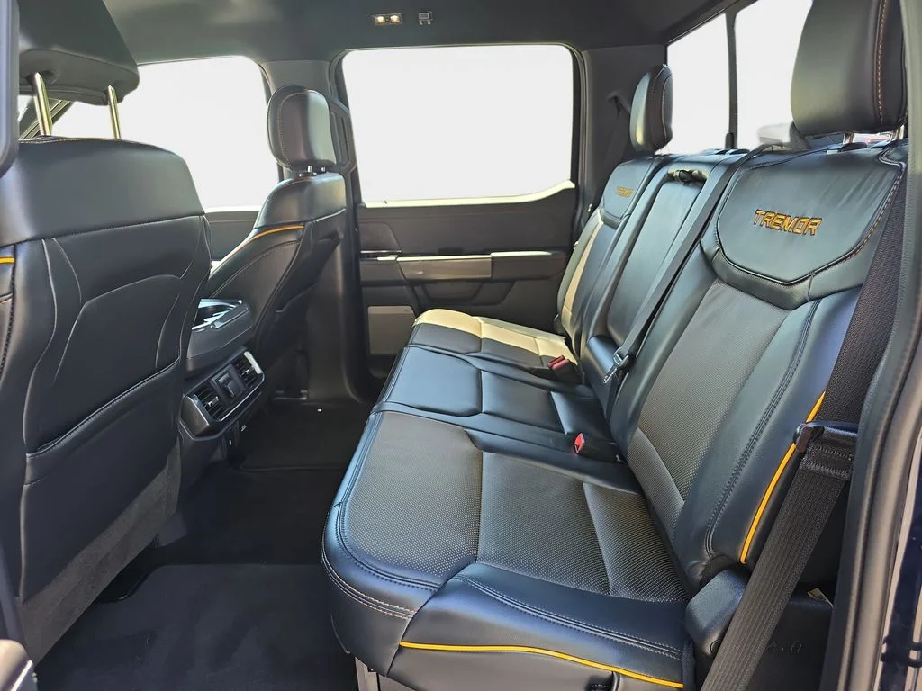 Used 2022 Blue Ford Tremor image 17