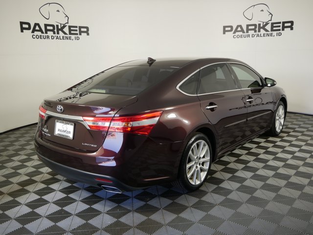 Used 2015 Sizzling Crimson Mica Toyota Limited image 5