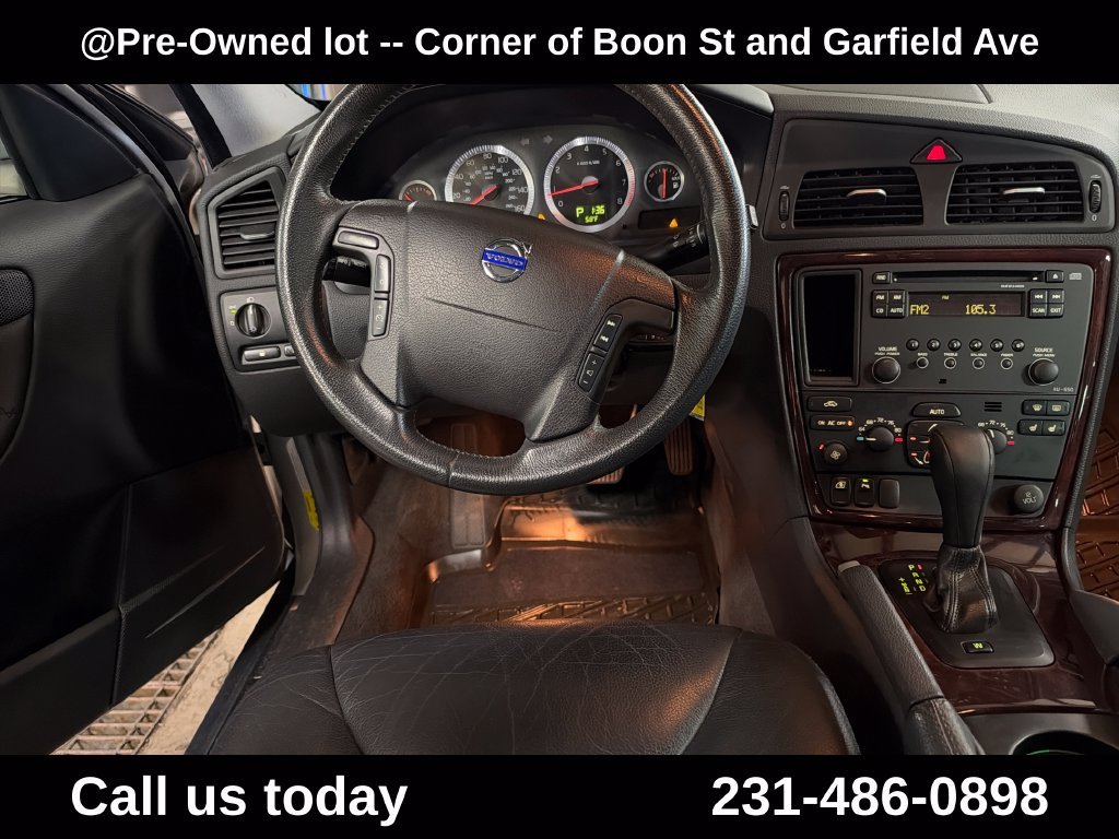 Used 2007  Volvo 2.5T image 16