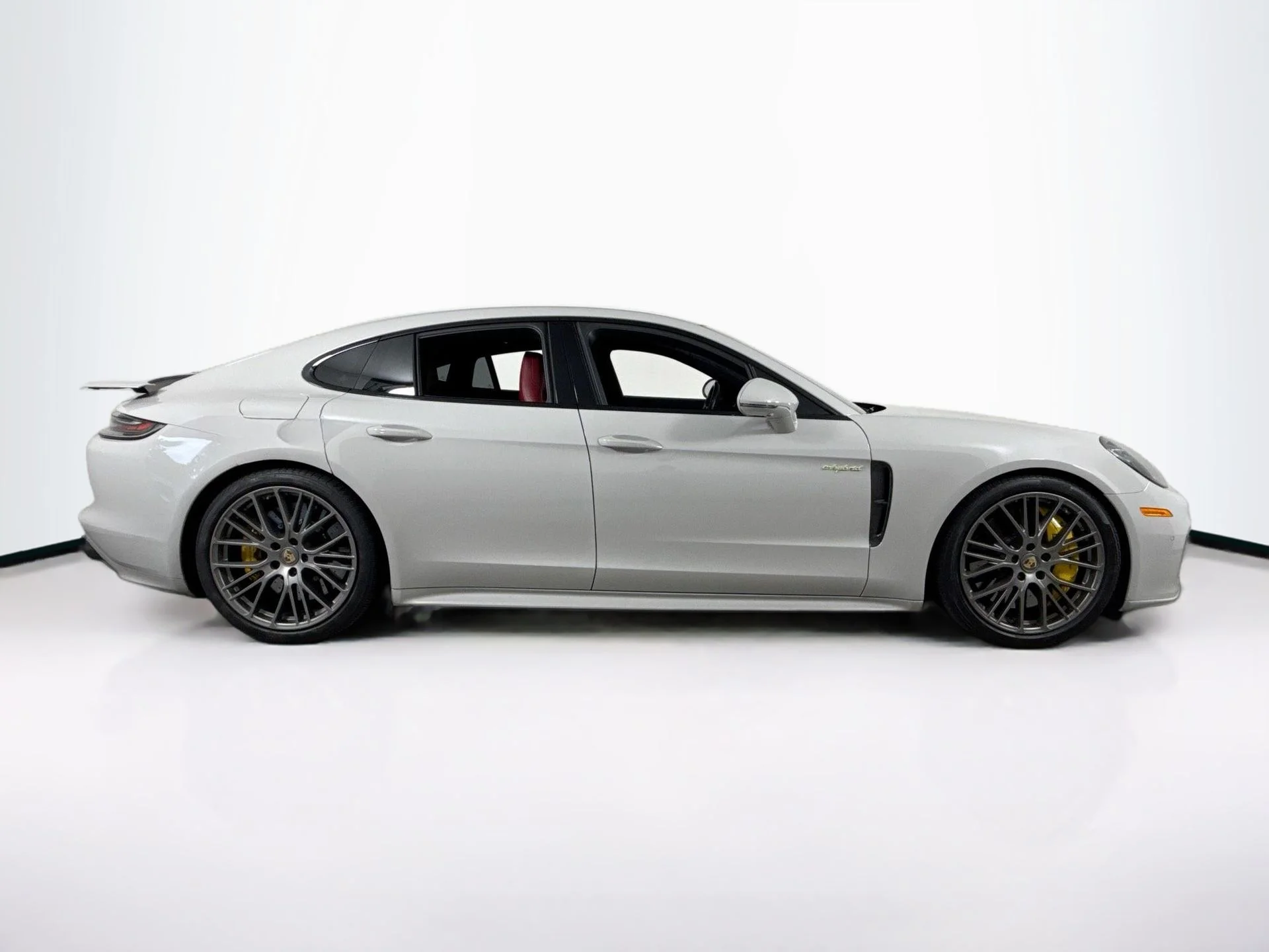 Used 2022 Chalk Porsche Turbo S image 8