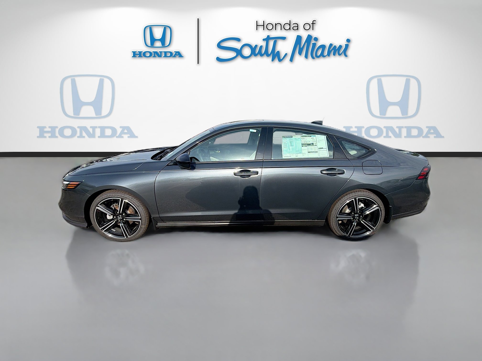 New 2026 Meteorite Gray Metallic Honda SE image 4