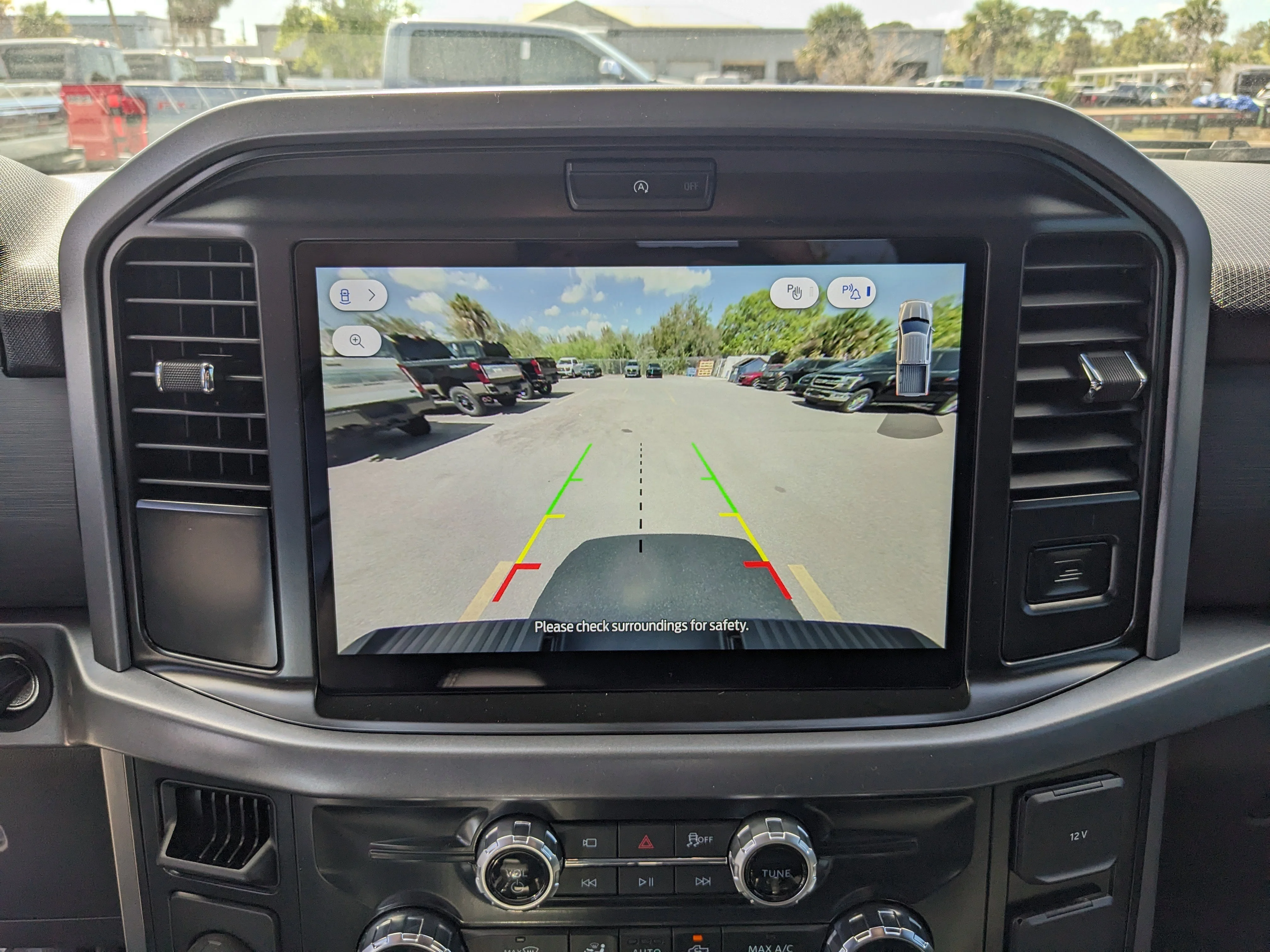 New 2026 Agate Black Metallic Ford XLT image 21