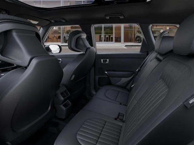 New 2027 Snow White Pearl Kia X-Line S image 18