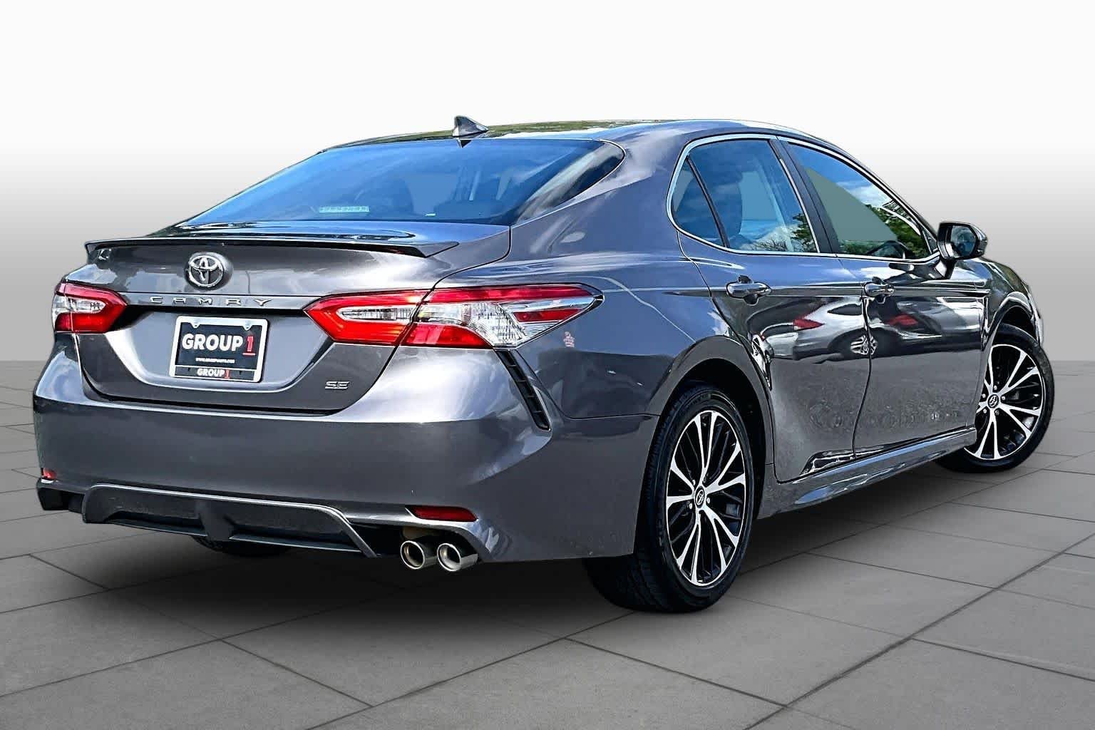 Used 2019 Predawn Gray Mica Toyota SE image 13