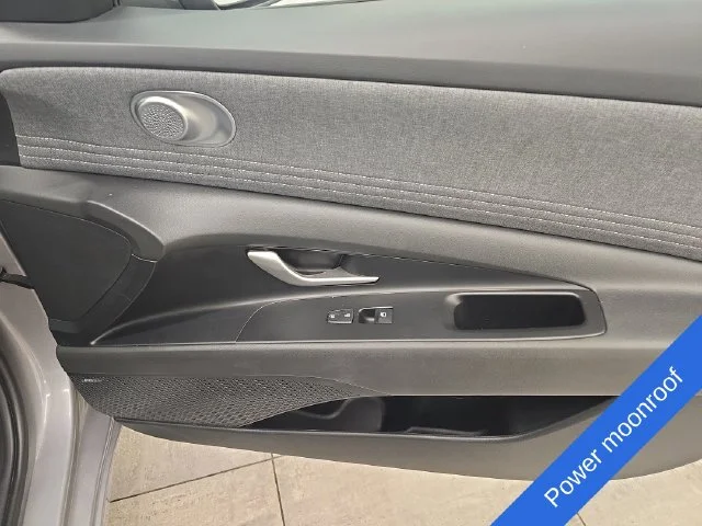 Used 2025 Metal Hyundai Limited image 11