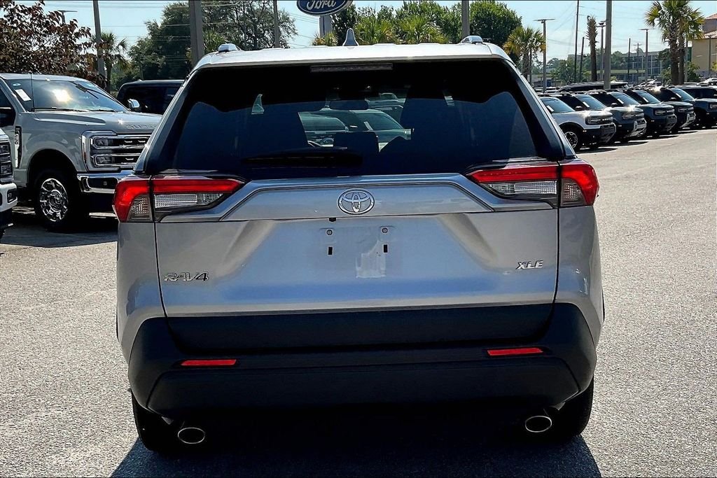 Used 2024 Silver Toyota XLE image 5