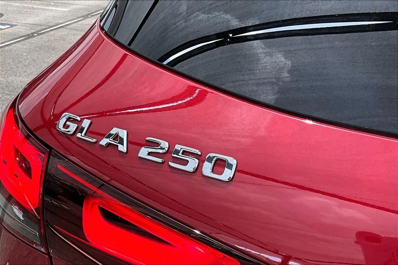Certified Used 2021 Patagonia Red Metallic Mercedes-Benz GLA 250 image 10