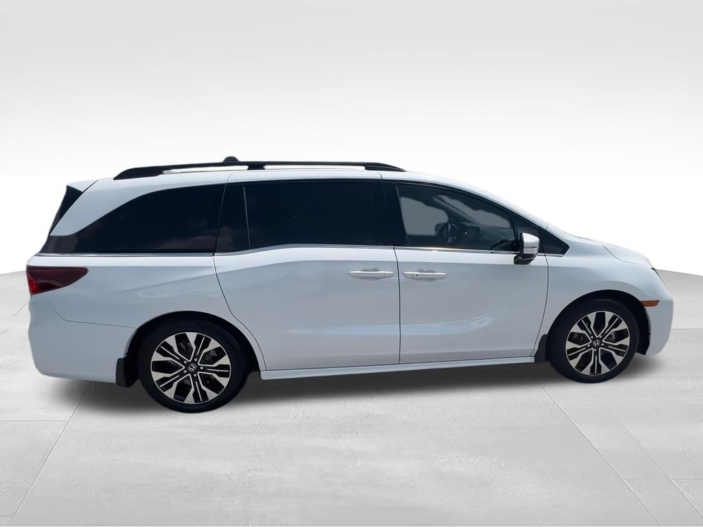 Used 2025 White Honda Elite image 9