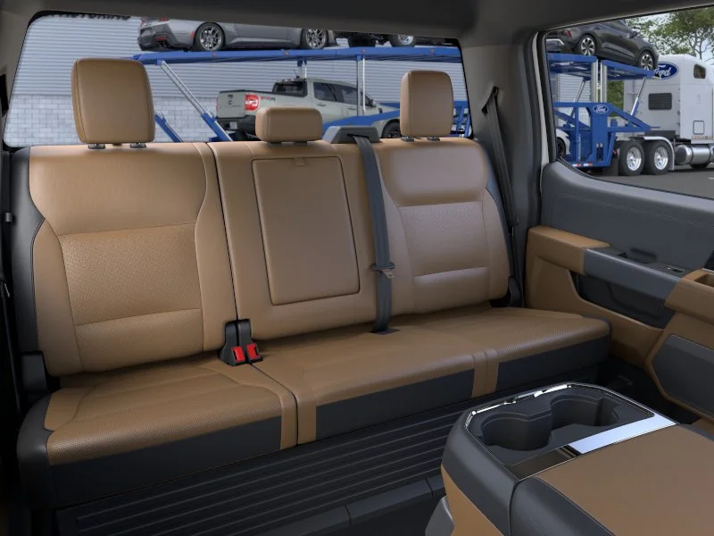New 2026 Star White Metallic Tri-Coat Ford F-550® LARIAT® image 11