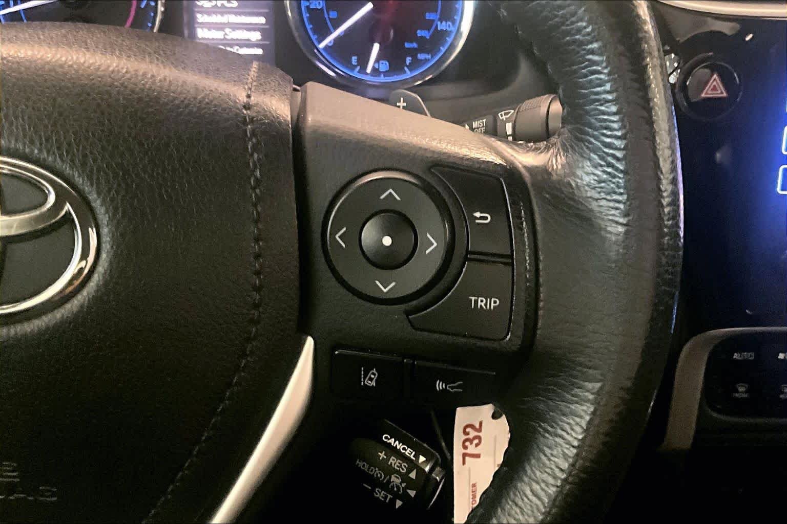 Used 2018 Black Sand Pearl Toyota SE image 23