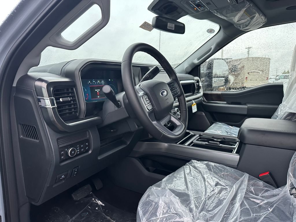 New 2026 Glacier Gray Metallic Tri-Coat Ford F-350® Lariat® image 10