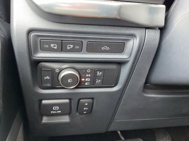 Certified Used 2022 Gray Metallic Ford Lariat image 41