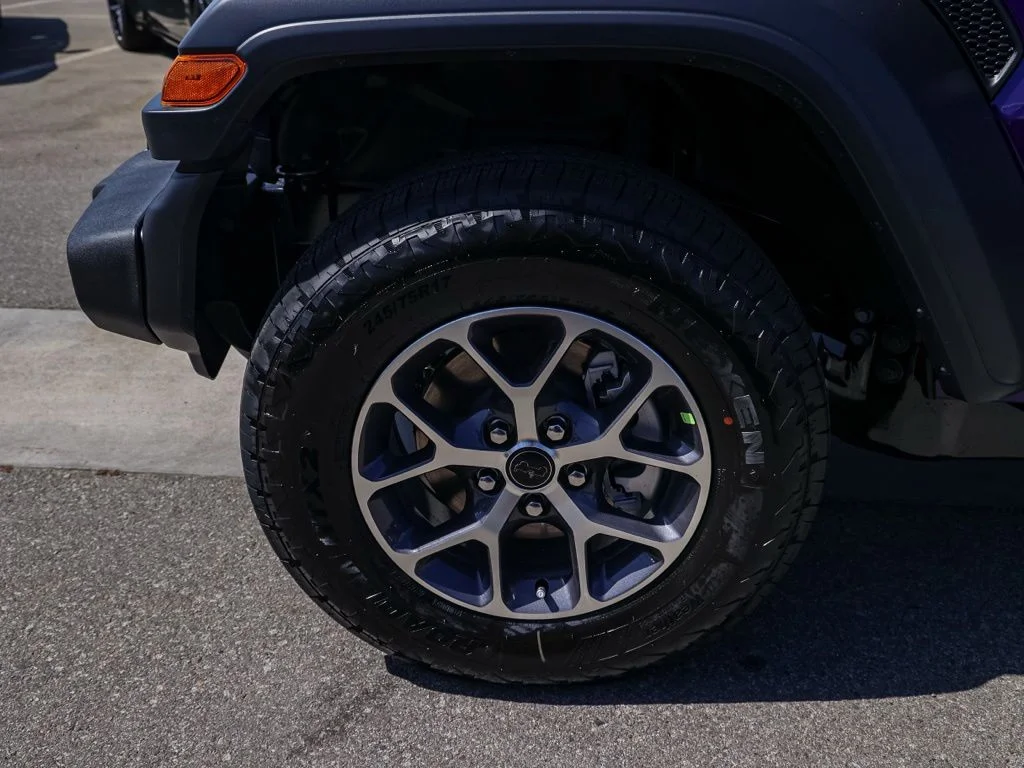 New 2026 Reign Exterior Paint Jeep Sport S image 10