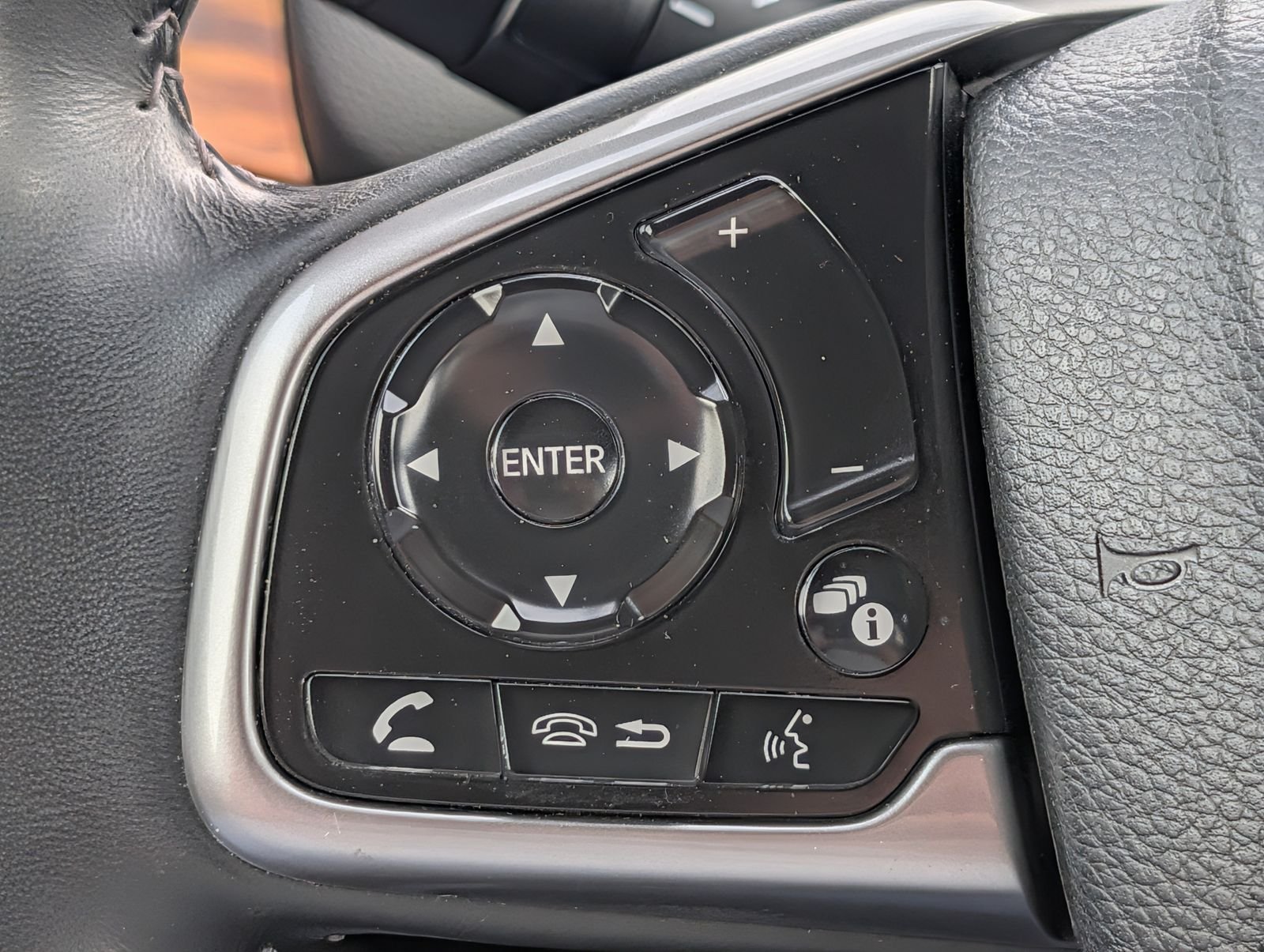 2021 Honda CR-V Touring - Photo 24