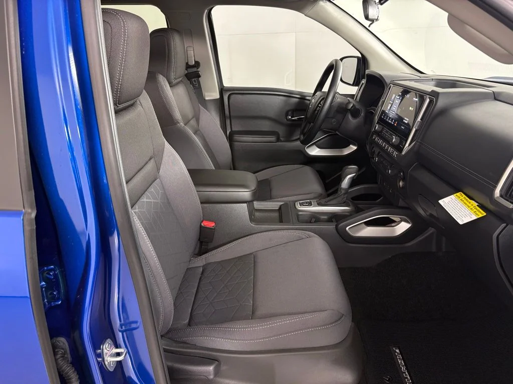 New 2026 Bluestone Pearl Nissan Crew Cab SV image 46