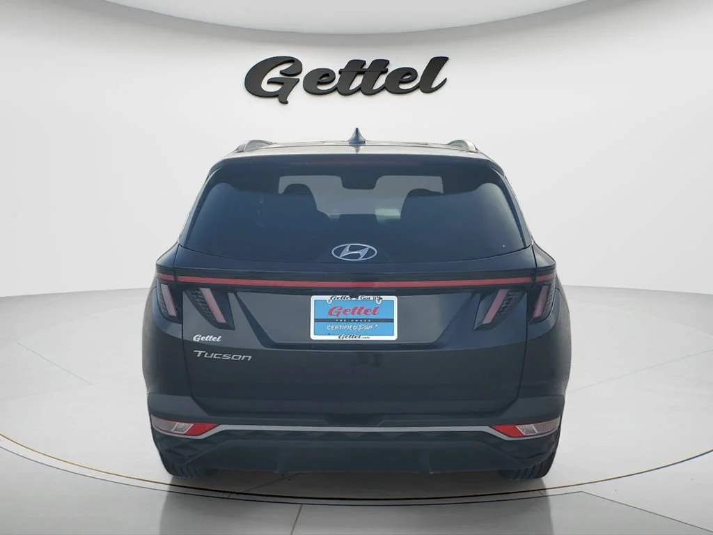 Used 2023 Black Hyundai SEL image 6