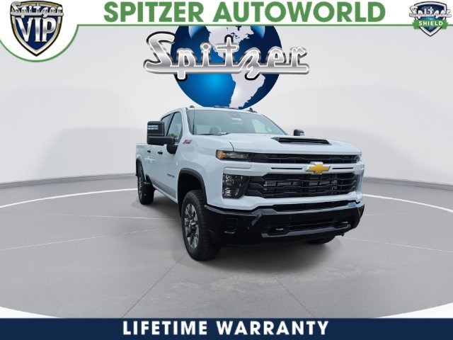 New 2026 Summit White Chevrolet Custom image 4