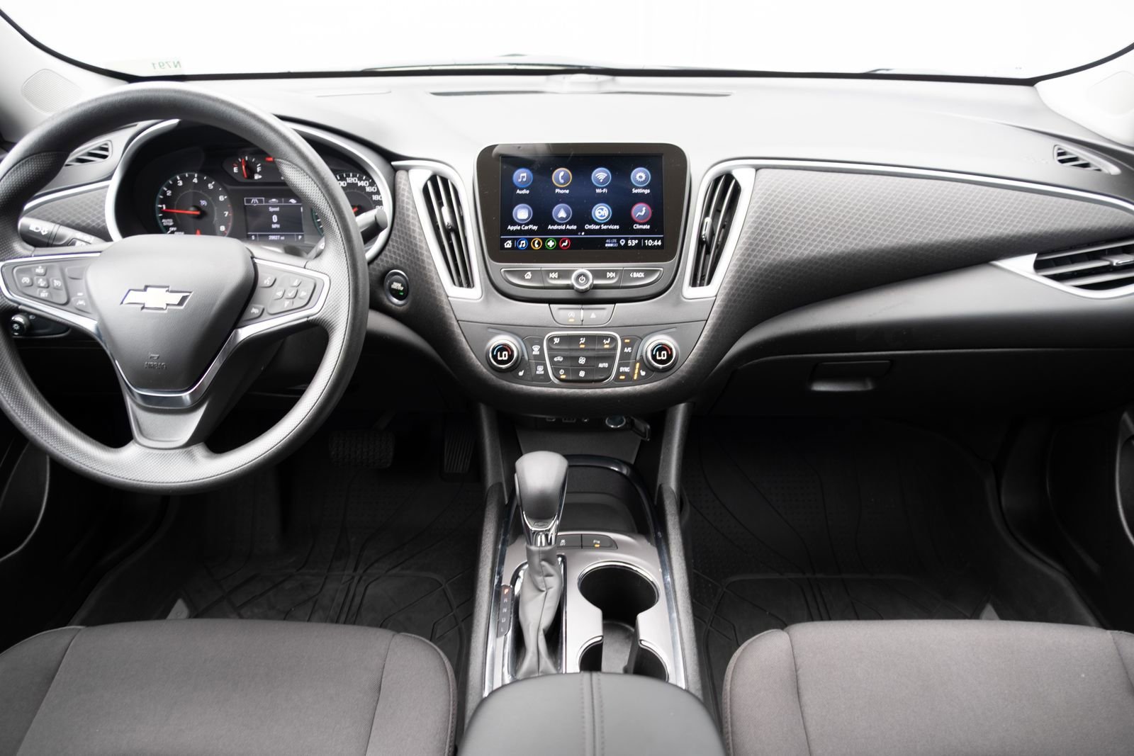 Used 2024 Summit White Chevrolet 1LT image 18