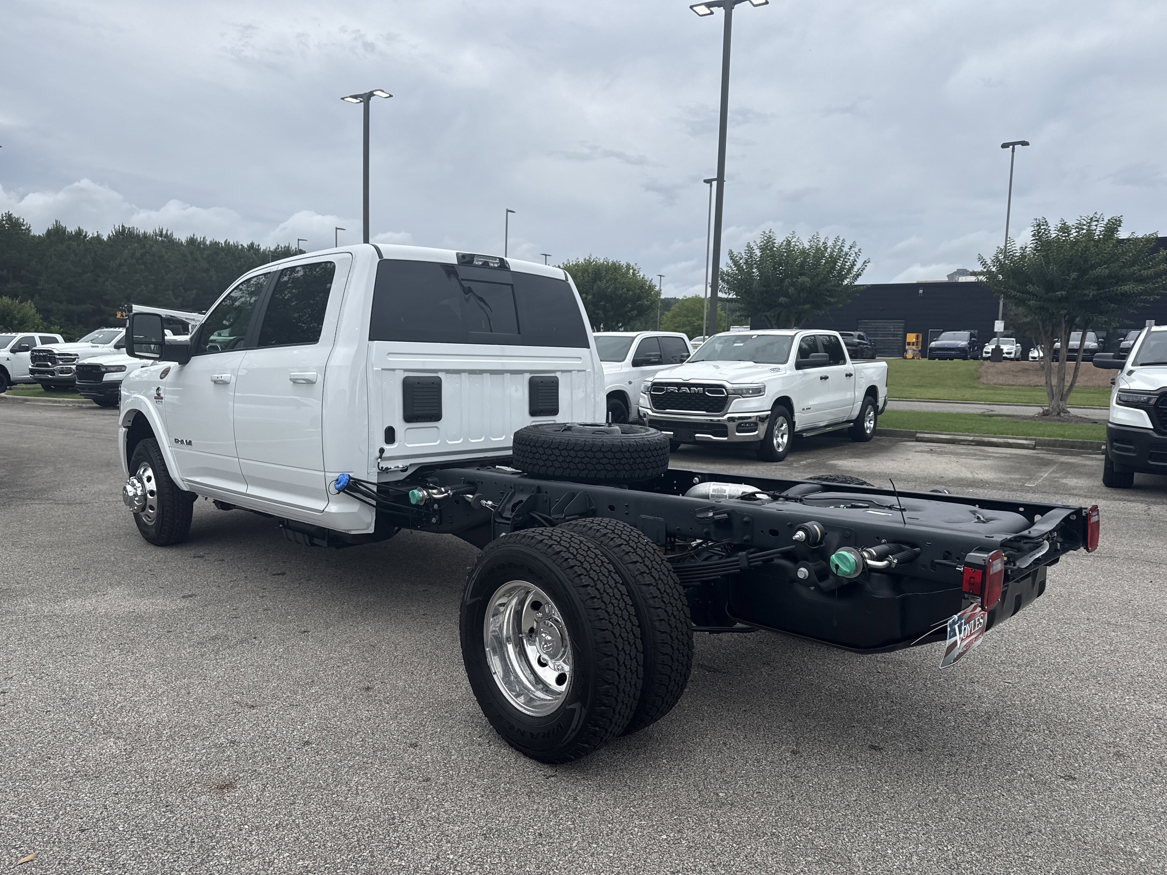 New 2026 Bright White Clearcoat RAM Tradesman image 5