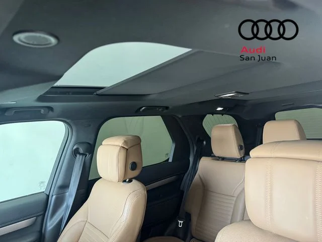Used 2024 White Land Rover Dynamic SE image 14