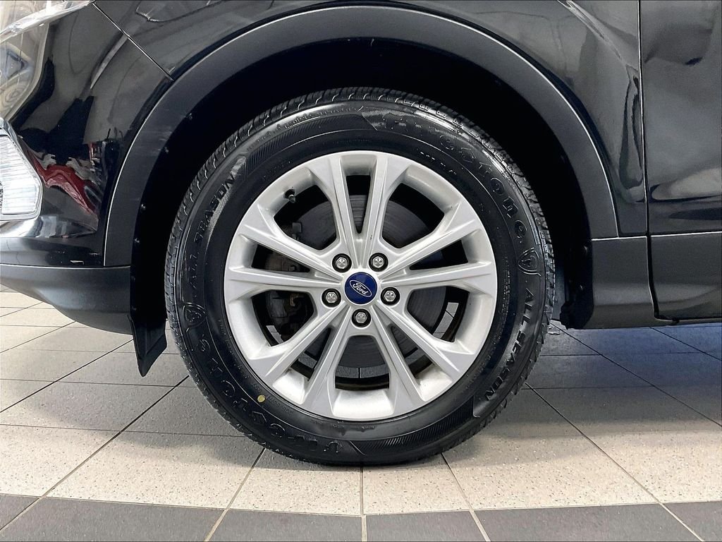 Used 2018 Black Ford SE image 7