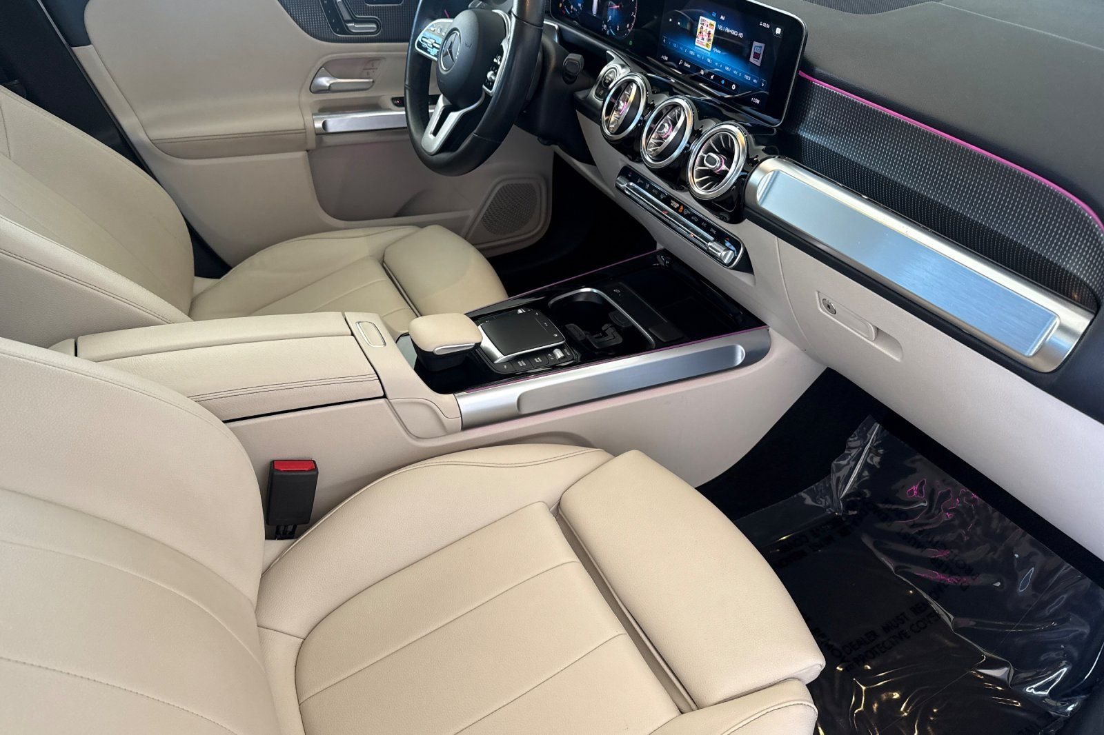 Used 2021  Mercedes-Benz 250 image 17