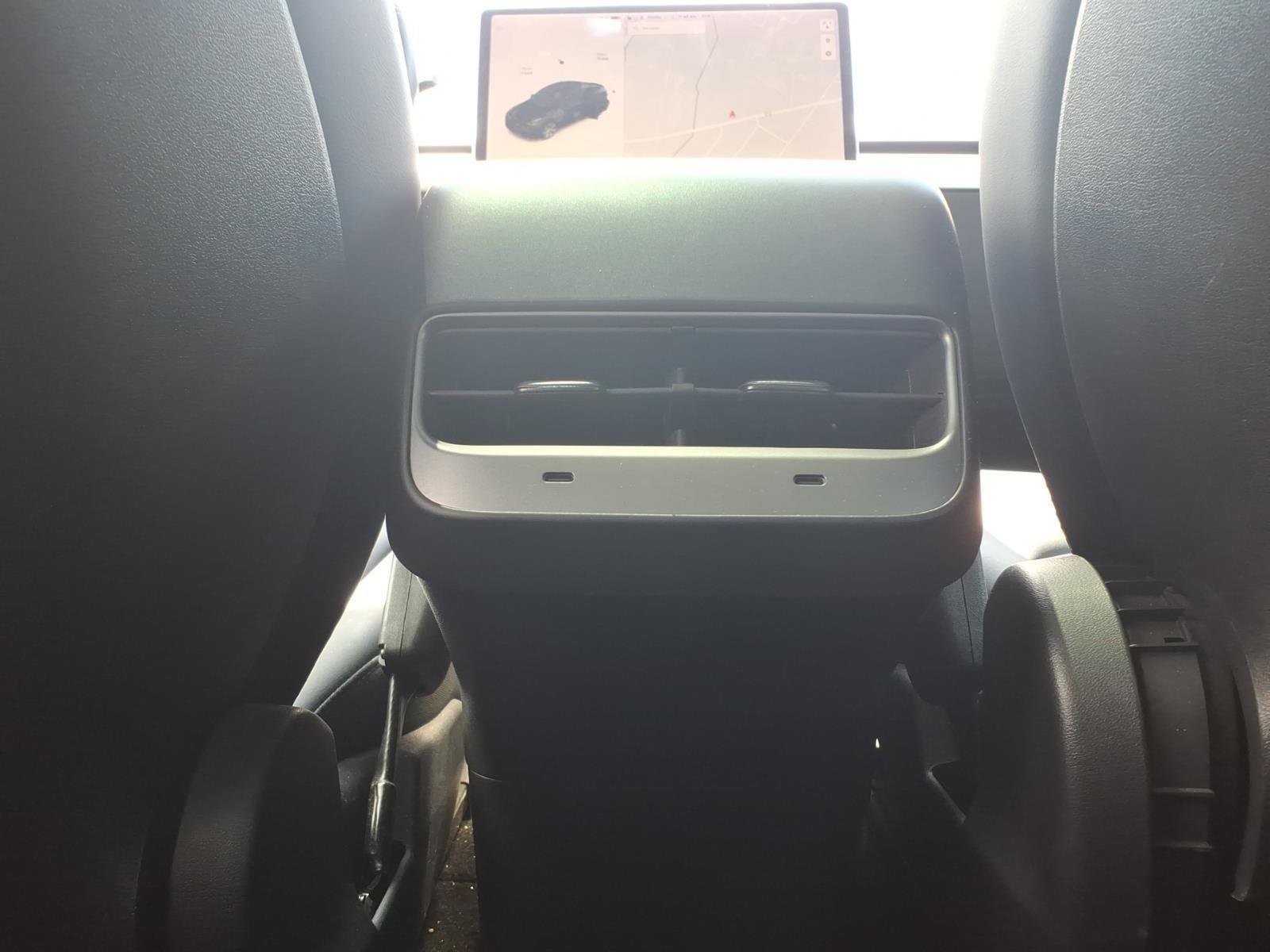 Used 2021 Solid Black Tesla Long Range image 18