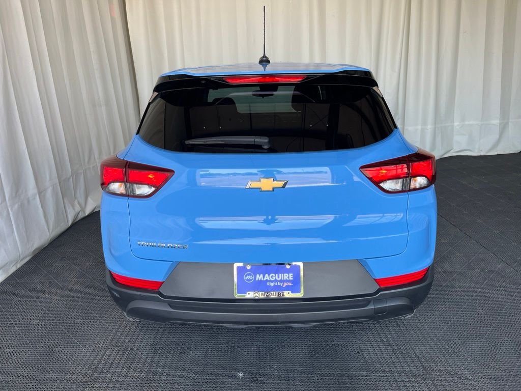 Used 2024 Blue Chevrolet LS image 26