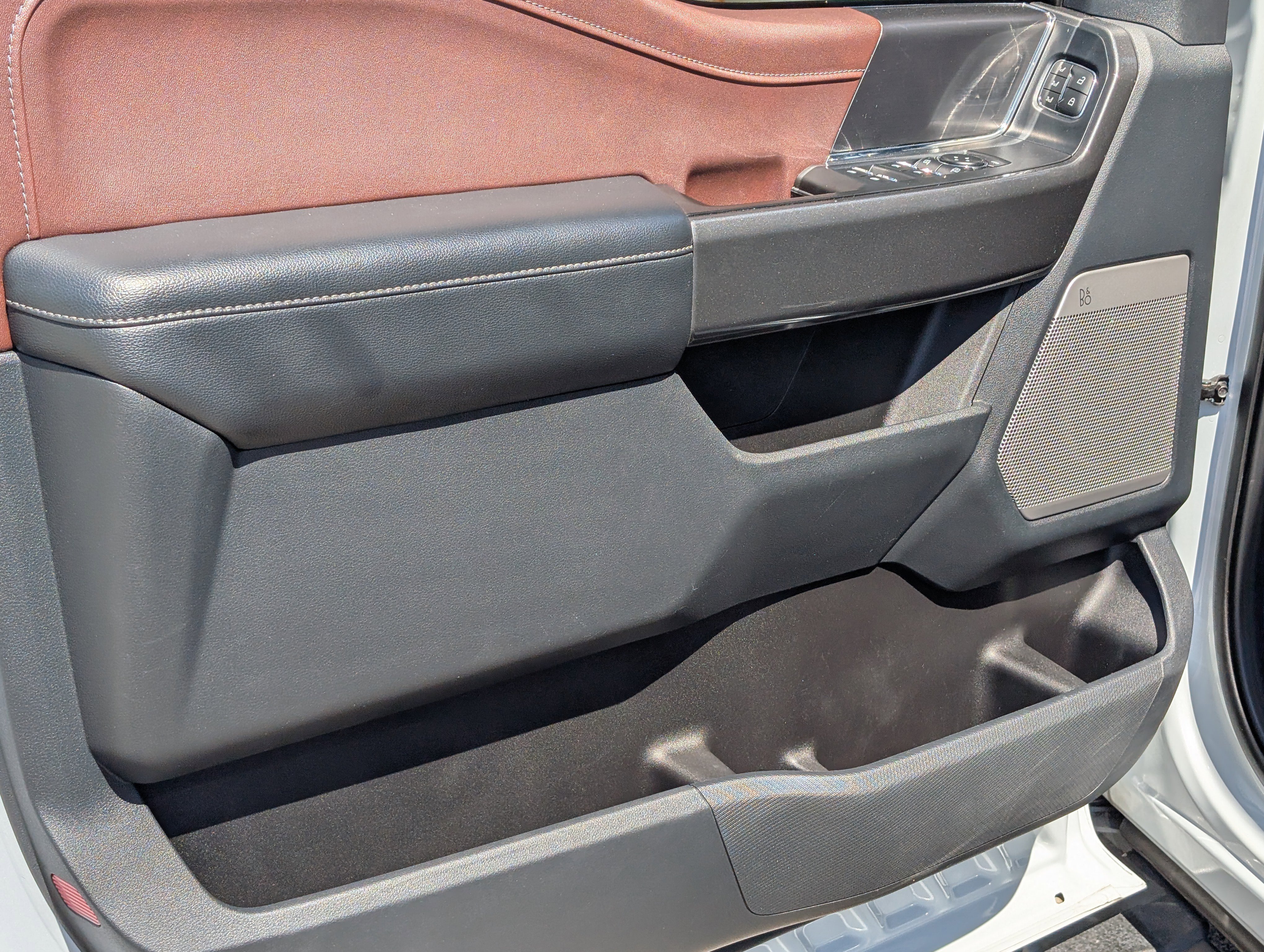 2022 Ford F-150 Lariat - Photo 15