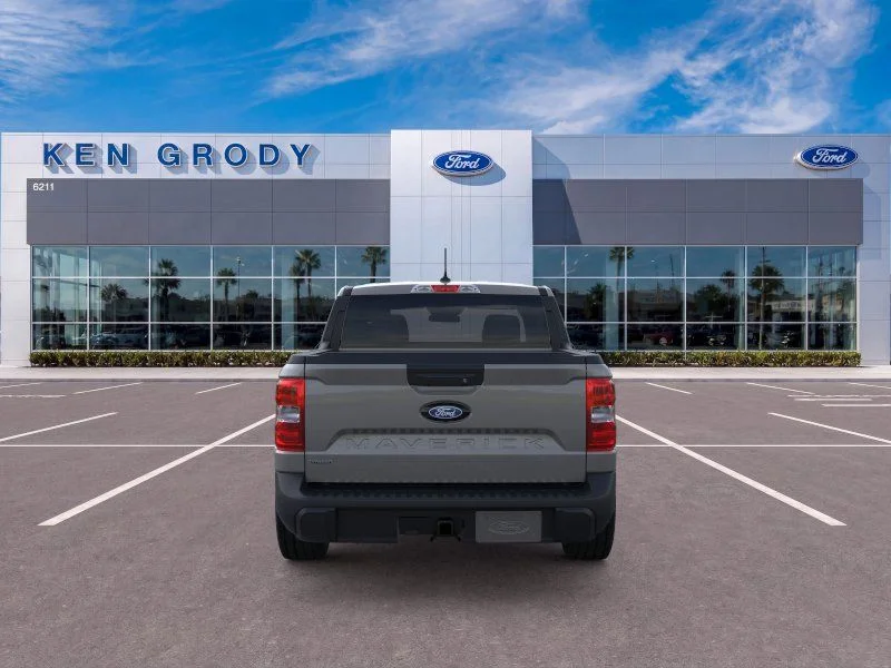 New 2026 Carbonized Gray Metallic Ford XLT image 6