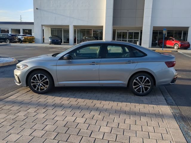 2025 Volkswagen Jetta Sport - Photo 6