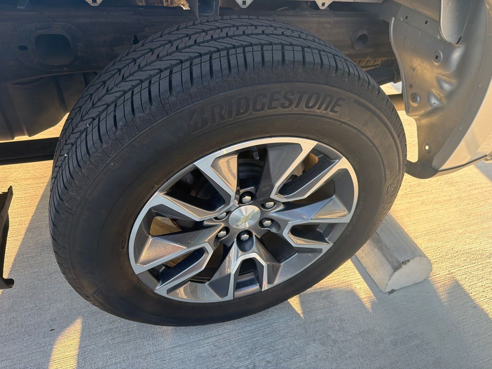 Used 2019 Silver Ice Metallic Chevrolet LT image 9