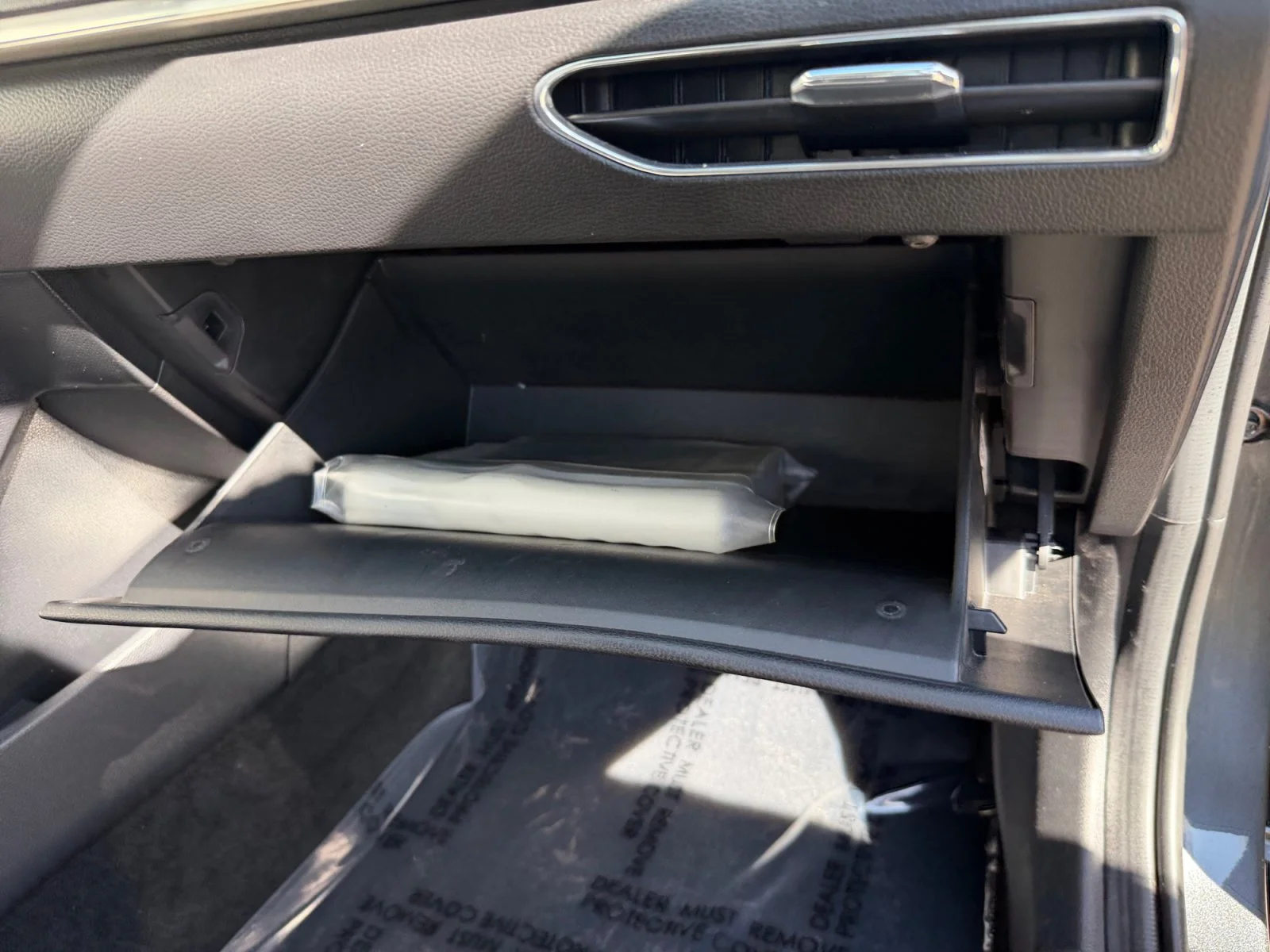 Used 2022 Portofino Gray Hyundai SEL image 27