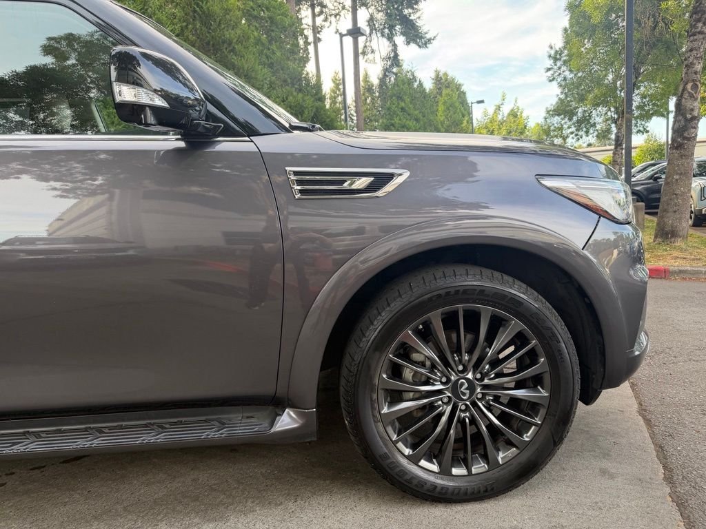 Used 2023 Anthracite Gray INFINITI Premium Select image 3