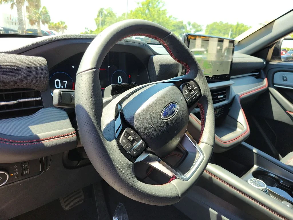 New 2026 Agate Black Metallic Ford ST-Line image 16