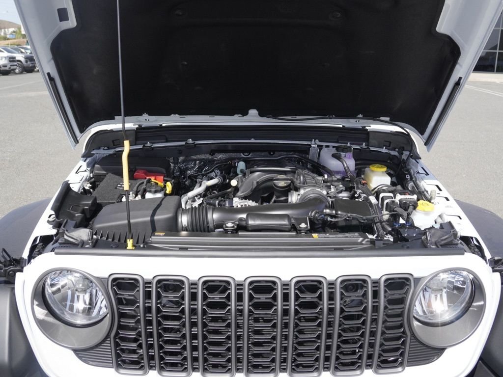 New 2026 Bright White Clear-Coat Exterior Paint Jeep Sport image 29