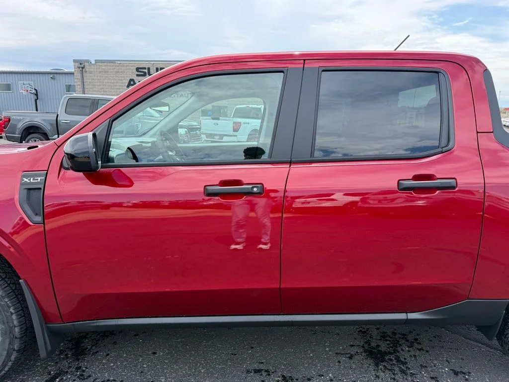 New 2026 Ruby Red Metallic Tinted Clearcoat Ford XLT image 36